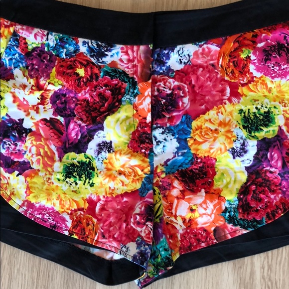 Prabal Gurung for Target Shorts - Picture 2 of 9